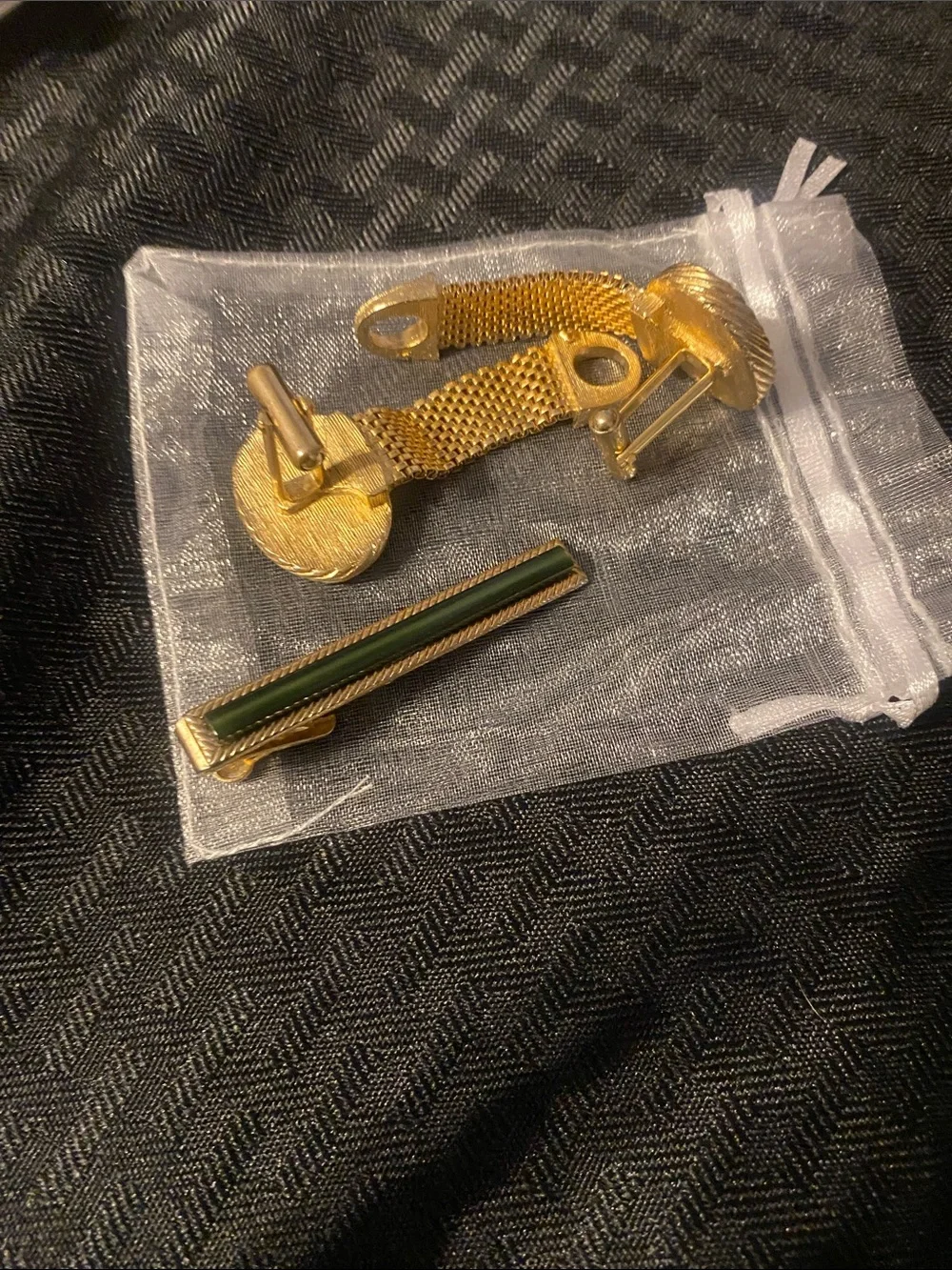Vintage Set of Gold Tone and Green Cat's Eye Cuff Links and Tie Clasp